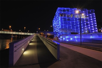 文化創(chuàng)意園亮化工程需要遵循哪些原則?